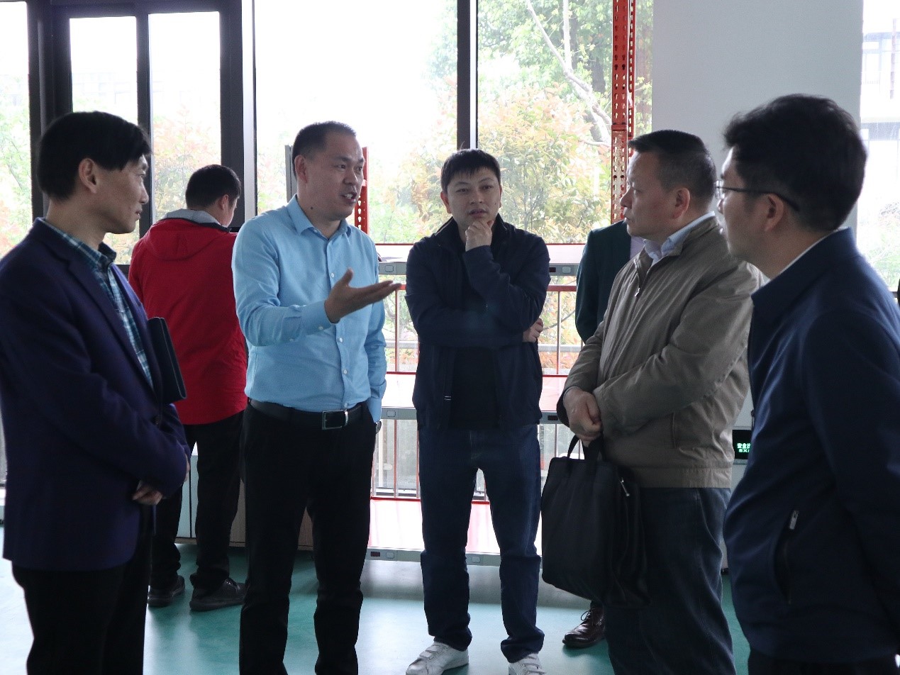 新聞 | 云南省委辦公廳、閔行區(qū)委辦公室、閔行區(qū)吳涇鎮(zhèn)黨委領(lǐng)導蒞臨上海寶開考察調(diào)研