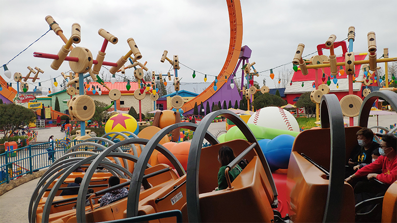 Happy Women’s Day | 歡度三八節，我們相約上海迪士尼樂園