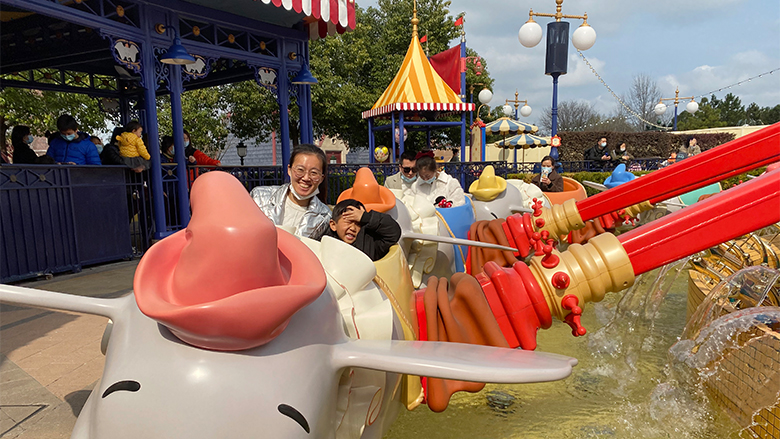 Happy Women’s Day | 歡度三八節，我們相約上海迪士尼樂園