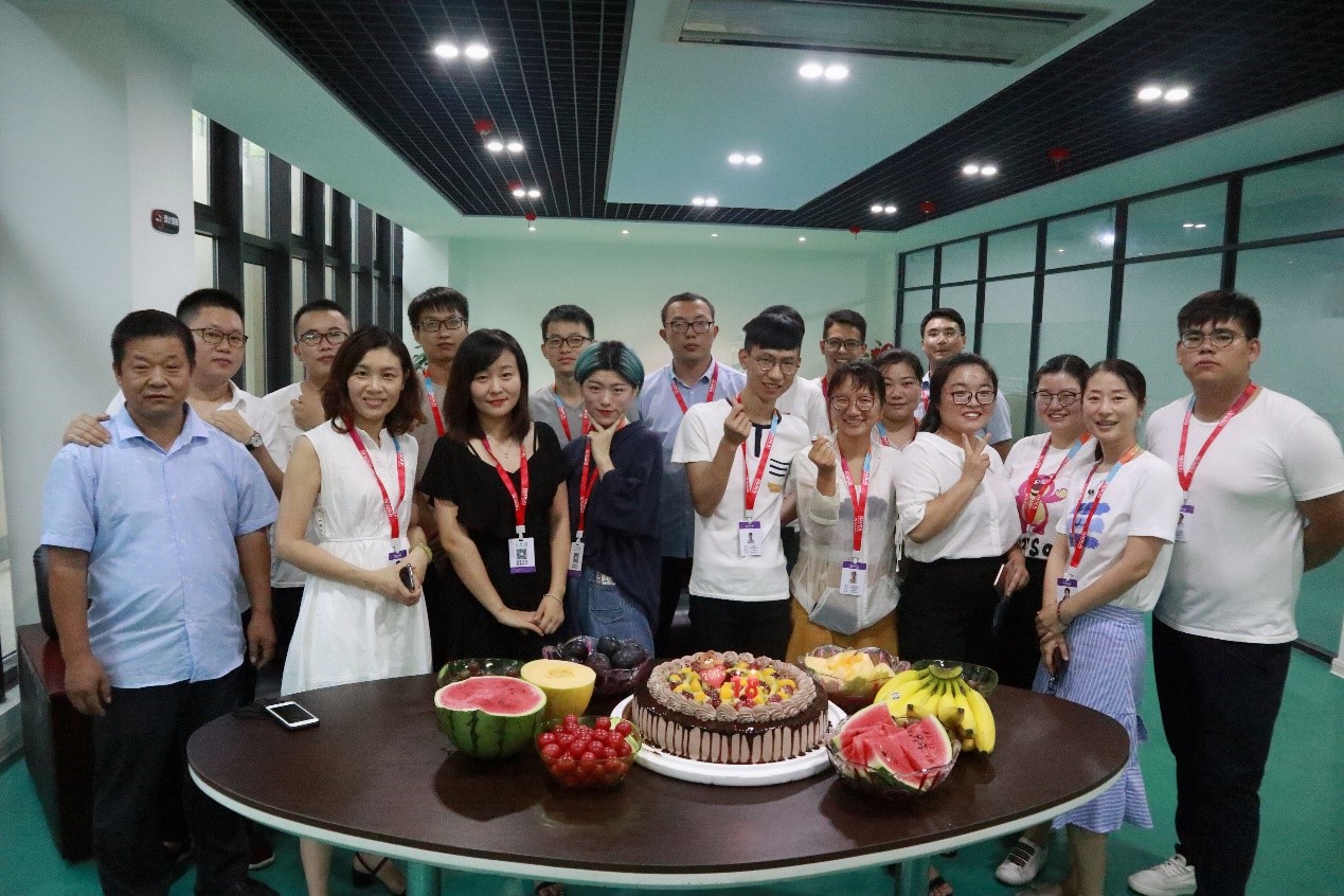 八月未央，歡聚一夏 | 寶開集體生日會(huì)：共享歡樂時(shí)刻