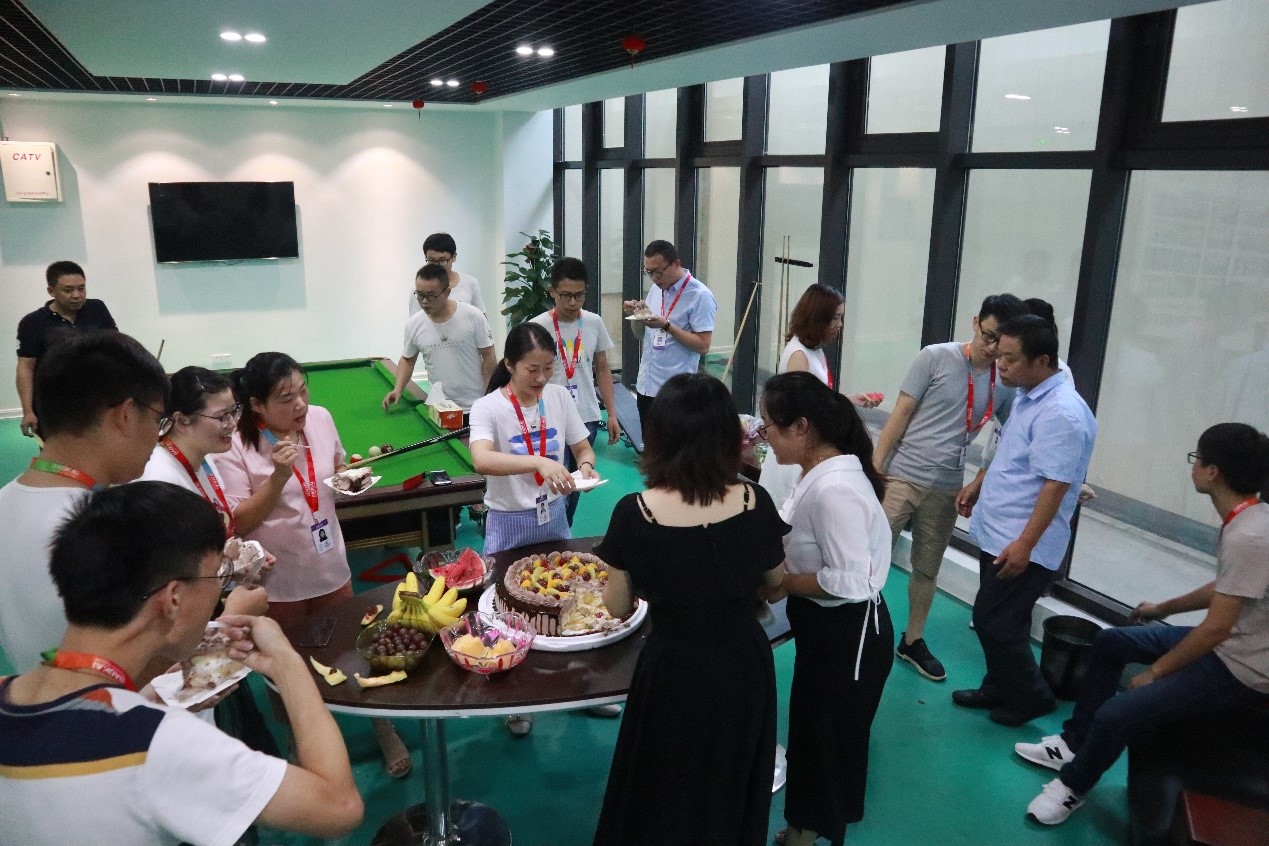 八月未央，歡聚一夏 | 寶開集體生日會(huì)：共享歡樂時(shí)刻